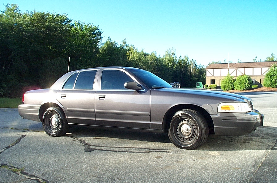 2001 Ford Crown Victoria