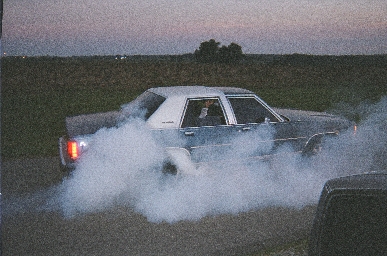 1988 Ford Crown Victoria - Burnout - Lookin pretty good in this shot.