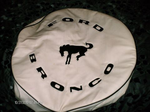 1996 Ford F-150 - This is a tire cover for a Ford Bronco, not a 1996 Ford F-150.