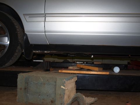 1998 Ford Crown Victoria - 03 ground clearance