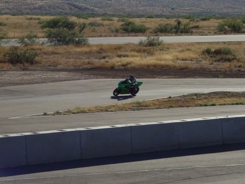 2005 Kawasaki Ninja R photo