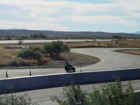 2005 Kawasaki Ninja R photo