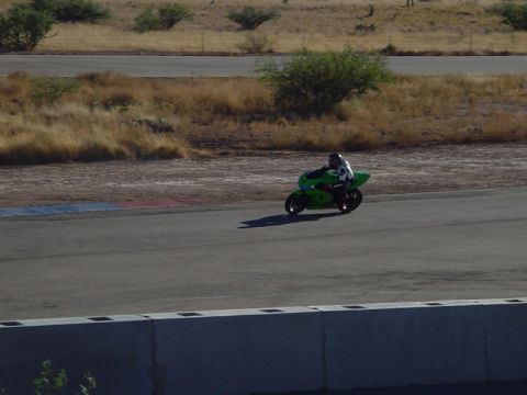 2005 Kawasaki Ninja R photo
