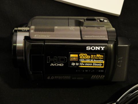 1993 Ford Taurus - A black Sony Handycam camcorder is shown with its various recording specifications highlighted.