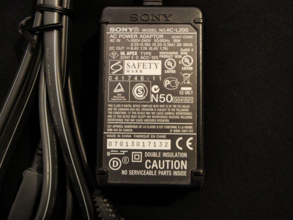 Sony AC Power Adapter, model AC-L200, with cables