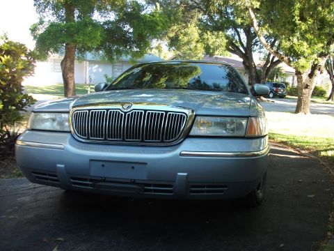 1999 Mercury Grand Marquis photo