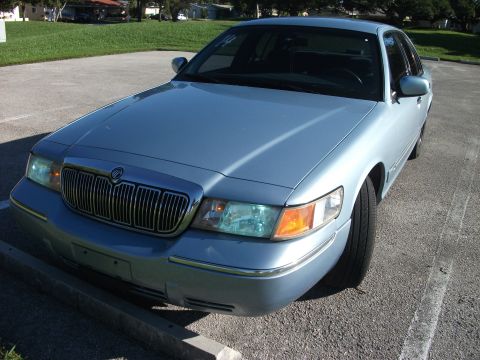 1999 Mercury Grand Marquis photo