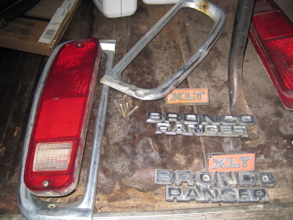 Ford Bronco XLT Ranger emblems and taillight