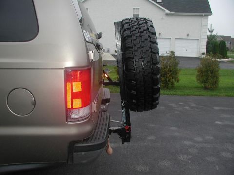 2000 Ford Excursion photo