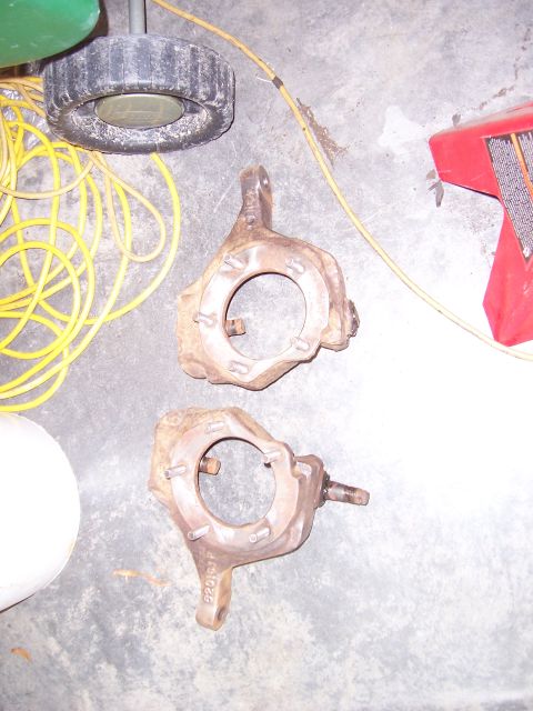 1992 Ford Bronco - These are vehicle steering knuckles, not a 1992 Ford Bronco.