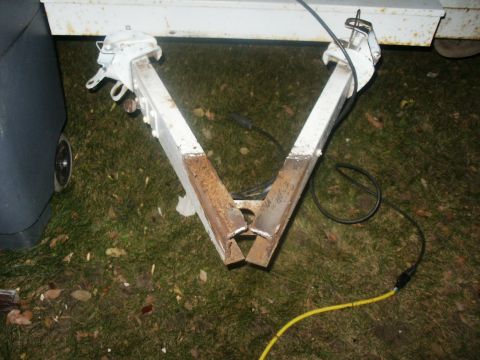 1990 Ford Bronco - A trailer hitch assembly is shown, with visible rust on the metal components.