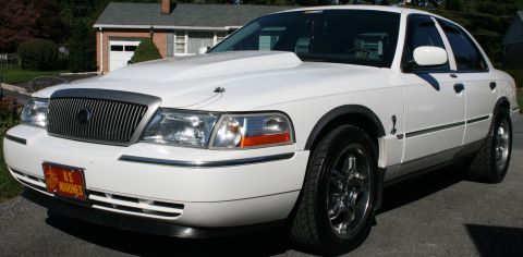 2005 Mercury Grand Marquis photo