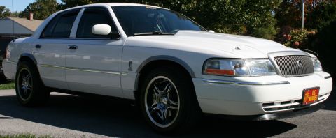 2005 Mercury Grand Marquis photo