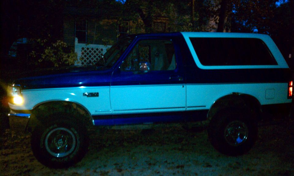1996 Ford Bronco “buckey blue”