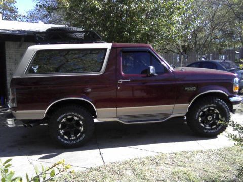 1996 Ford Bronco photo