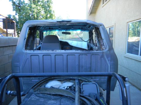 1997 Ford Ranger - Rear view of a 1997 Ford Ranger showing the interior and bed with the rear window removed.