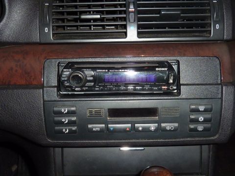 2002 BMW 3 Series photo