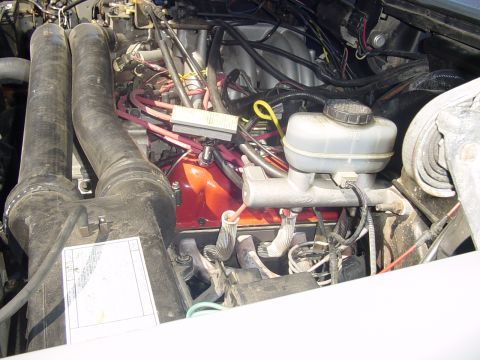 1987 Ford Bronco - New perdy Ford motorsport 9mm plug wires, and protective boots