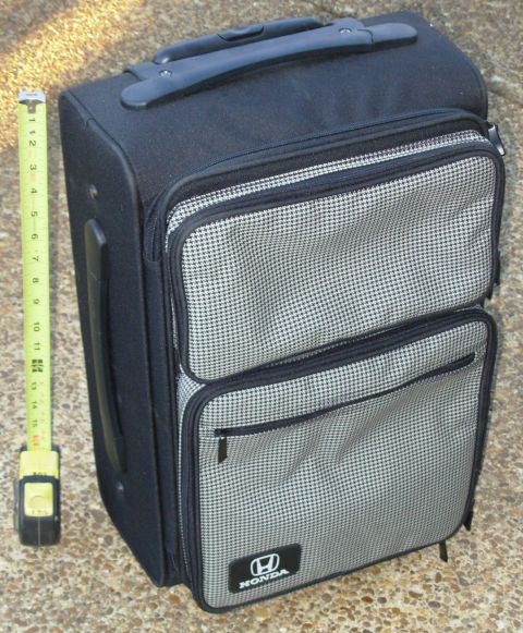 2004 Land Rover Land Rover - Honda carryon Includes a matching shoulder tote bag about the size of a laptop w/many pockets