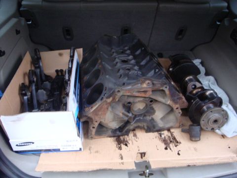 1989 Ford Bronco - Block, crank, caps, pistons, rods, flywheel, counterbalance and dampener.