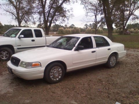 2001 Ford Crown Victoria photo