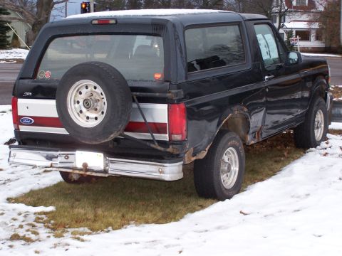 1996 Ford Bronco photo