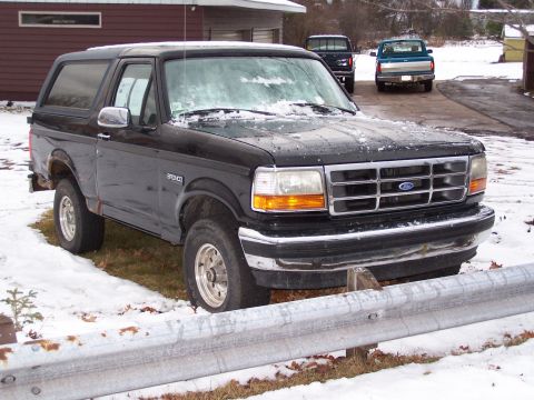 1996 Ford Bronco photo