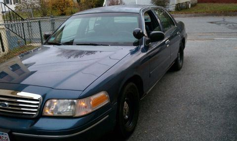 1998 Ford Crown Victoria photo