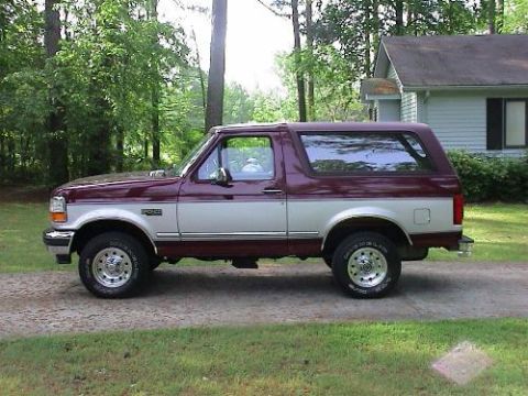 1996 Ford Bronco photo