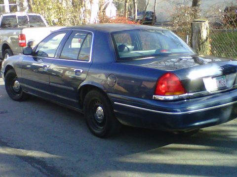 1998 Ford Crown Victoria photo