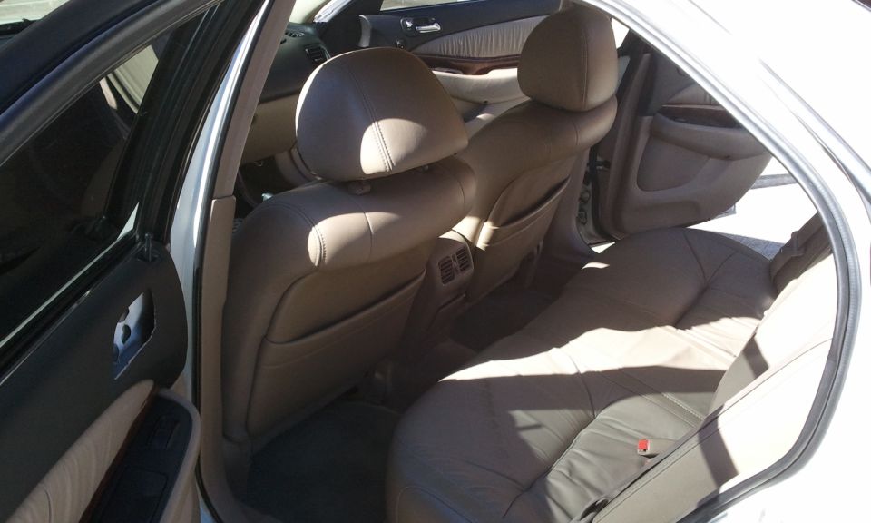 Interior rear seats of a 2003 Acura TL