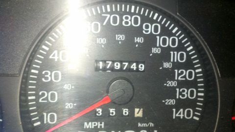1999 Ford Crown Victoria photo