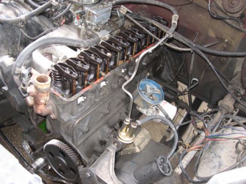 1981 Ford Bronco - Removed the valve cover to start removing the valve train.