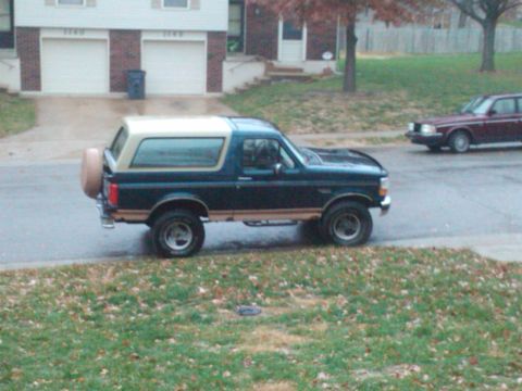 1994 Ford Bronco photo