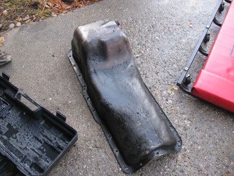 1981 Ford Bronco - As an off-project, I decided to modify my oil pan to use the one piece rubber gasket, which is leaps and bounds better than the four piece.