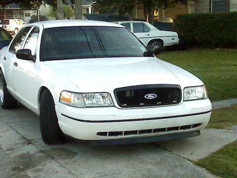 2005 Ford Crown Victoria