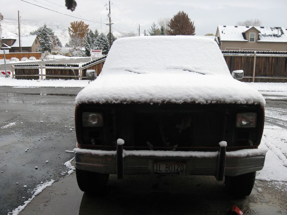 Another morning of work, waking up to a blanket of snow.  If you're going to be doing a cam job outside, look at the weather forecast before starting.