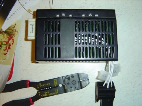 2003 Ford Crown Victoria - Relay connected to pigtail. LCM fixed
