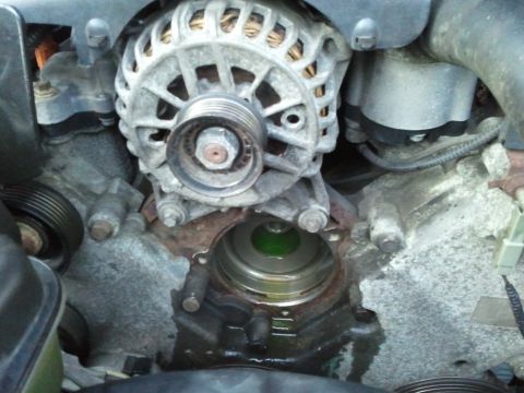 2003 Ford Crown Victoria photo
