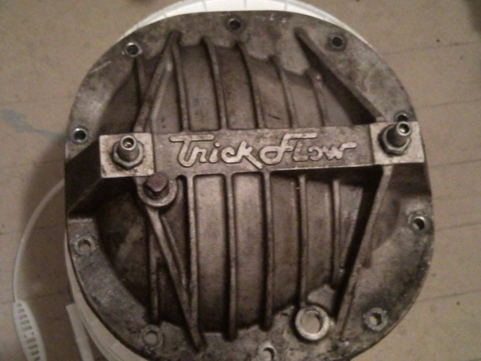 Close-up of a Trick Flow differential cover
