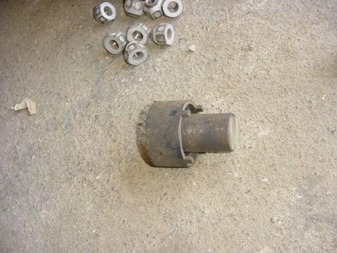 1992 Ford Bronco - tool to tear apart the 10.25