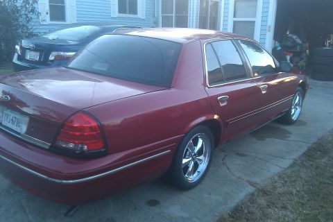 1998 Ford Crown Victoria photo