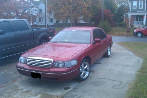 1998 Ford Crown Victoria photo