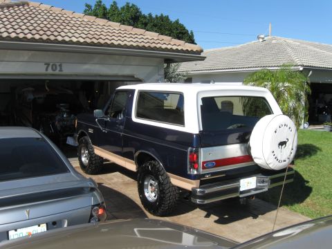 1989 Ford Bronco photo