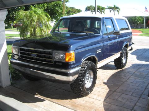 1989 Ford Bronco photo