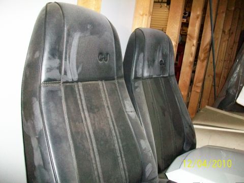 1986 Jeep Wagoneer - These seats are from a Jeep CJ, not a Wagoneer.
