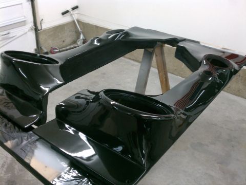 1975 Ford Bronco - Painted black pearl to match body