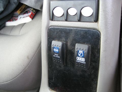 2004 Chevrolet Blazer photo