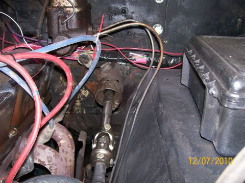 1970 Ford Bronco - mystery steering column not from a Bronco