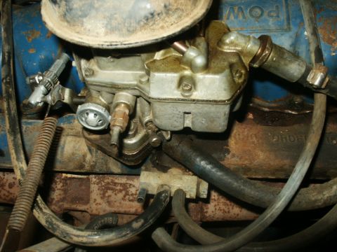 1966 Ford Bronco - what would hook to the port off the carb (about center of photo) . there is a manifold vaccum port just below the carb and both lines to th…
